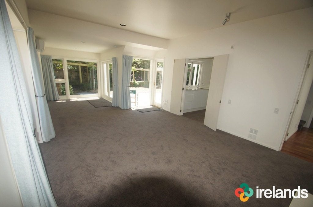 9 Woodford Terrace, Ilam, Christchurch City, Canterbury - Carousel 2