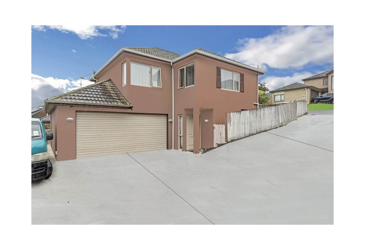 39A Chieftain Rise, Goodwood Heights, Auckland - Carousel 1
