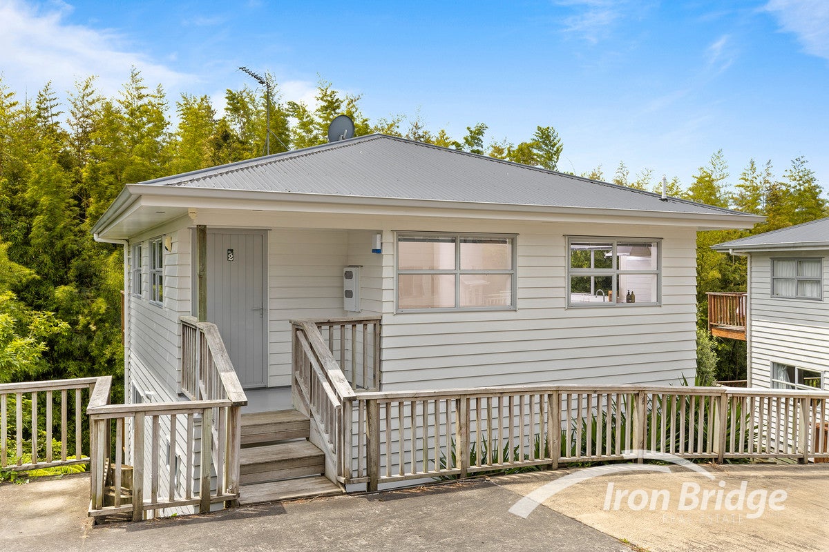2/49 Lysander Crescent, Beach Haven, Auckland - Carousel 1