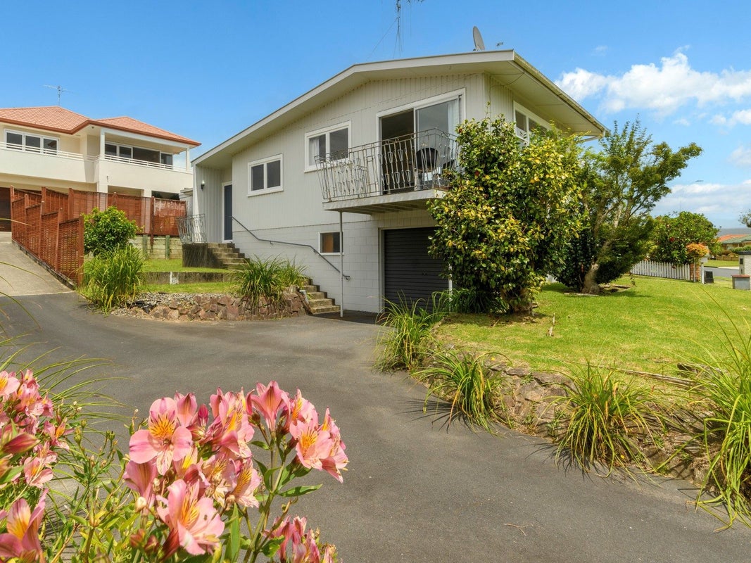 83 Freyberg Street, Otumoetai, Tauranga - Carousel 2