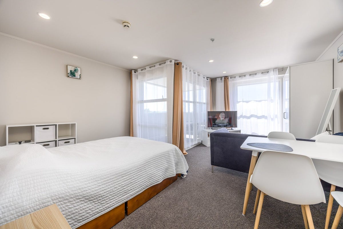 9E/109 Vincent Street, Auckland Central, Auckland - Carousel 1