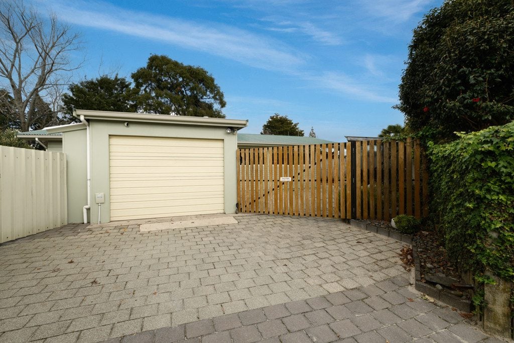 80 Emmett Street, Greerton, Tauranga - Carousel 28
