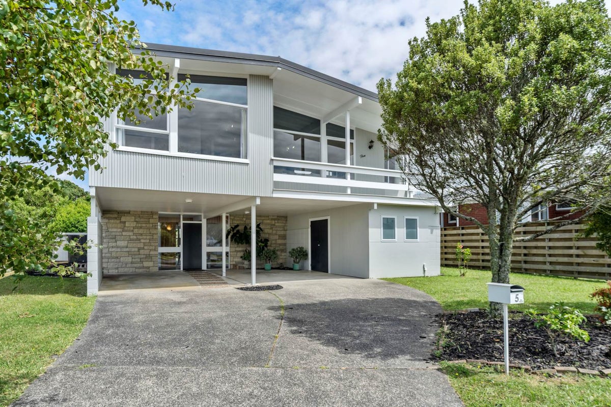 5 Knightsbridge Drive, Forrest Hill, Auckland - Carousel 1