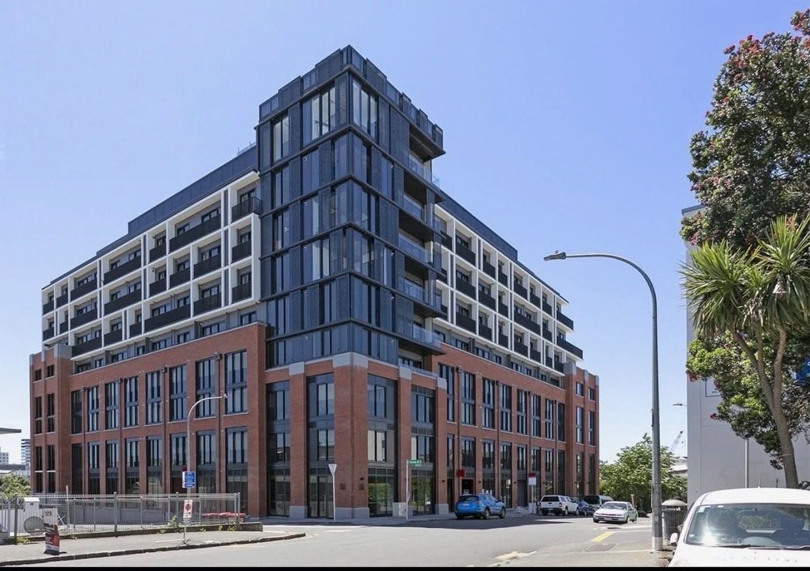 705/59 France street South, Eden terrace, Auckland - Carousel 11
