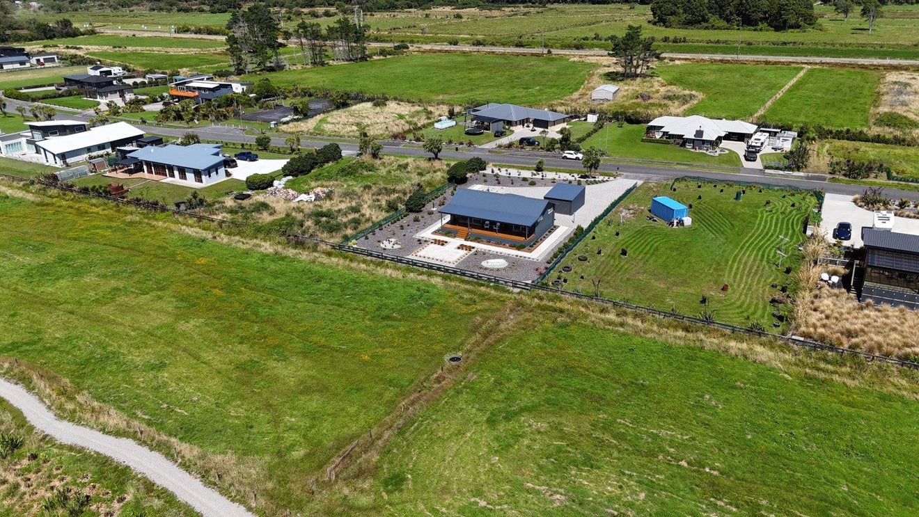22 Elley Drive, Carters Beach, Westport - Carousel 34