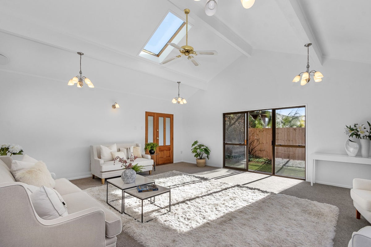 11 Jacaranda Place, Parklands, Christchurch - Carousel 2