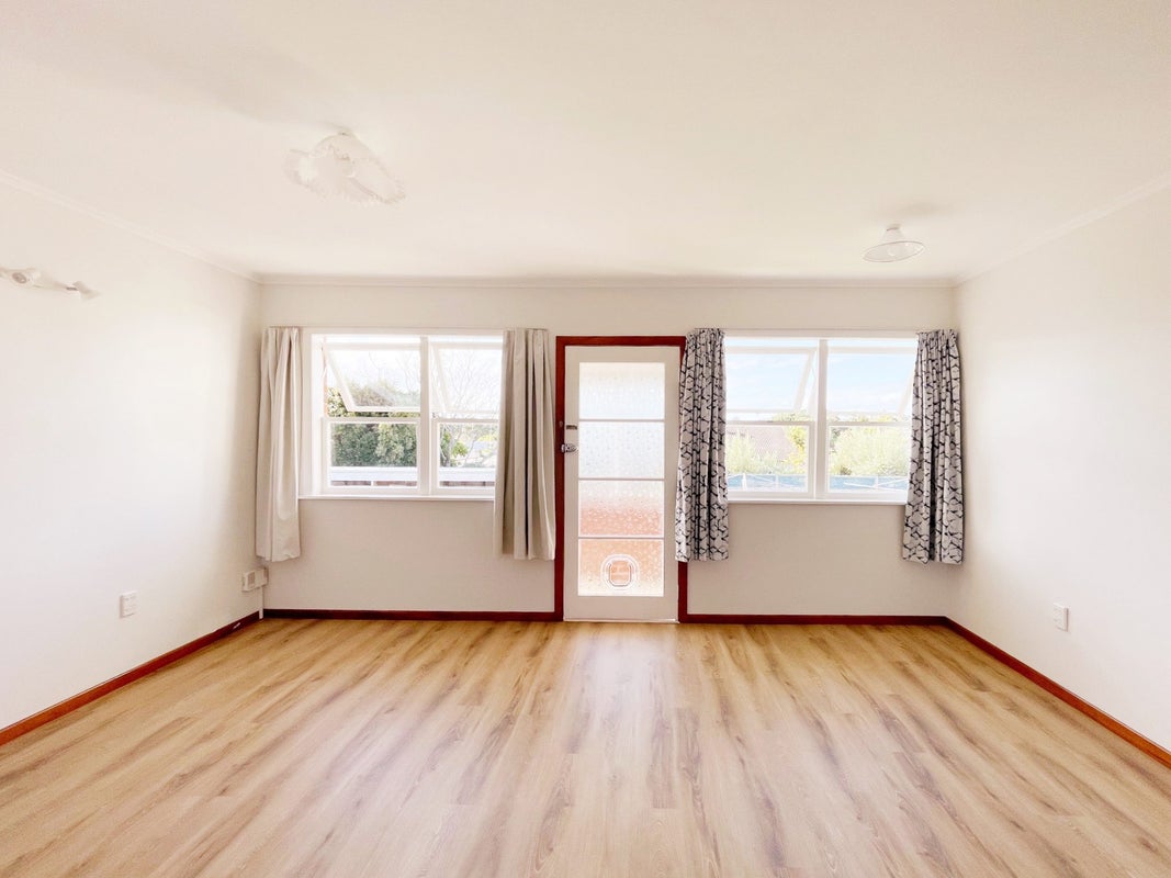 2/14 Milton Road, Mount Eden, Auckland - Carousel 2