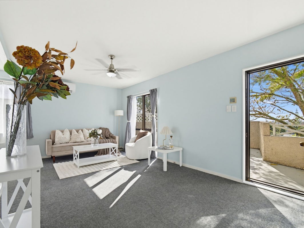 35 Danube Lane, Glen Eden, Auckland - Carousel 2