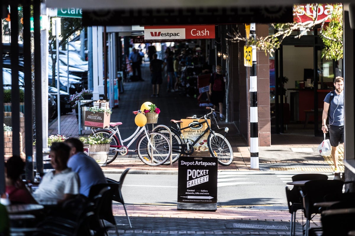 34 Queens Parade, Devonport, Auckland - Carousel 28