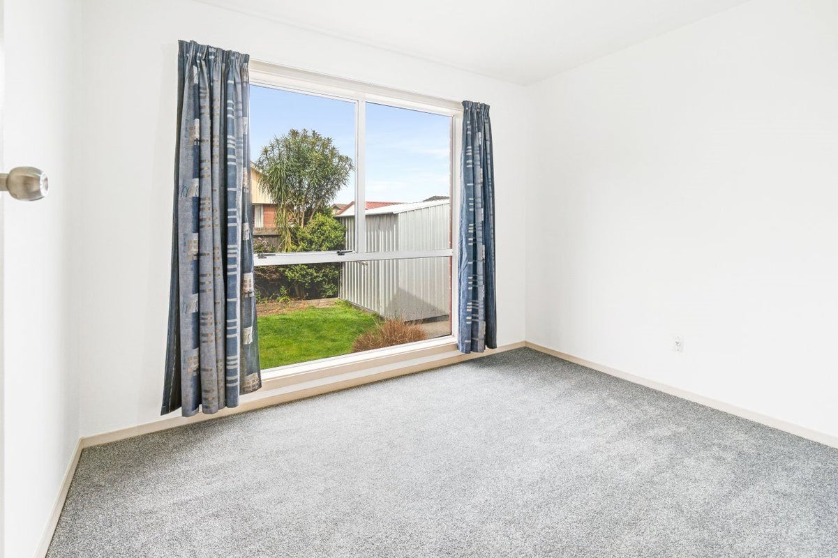 95 Oakhampton Street, Hornby, Christchurch - Carousel 18