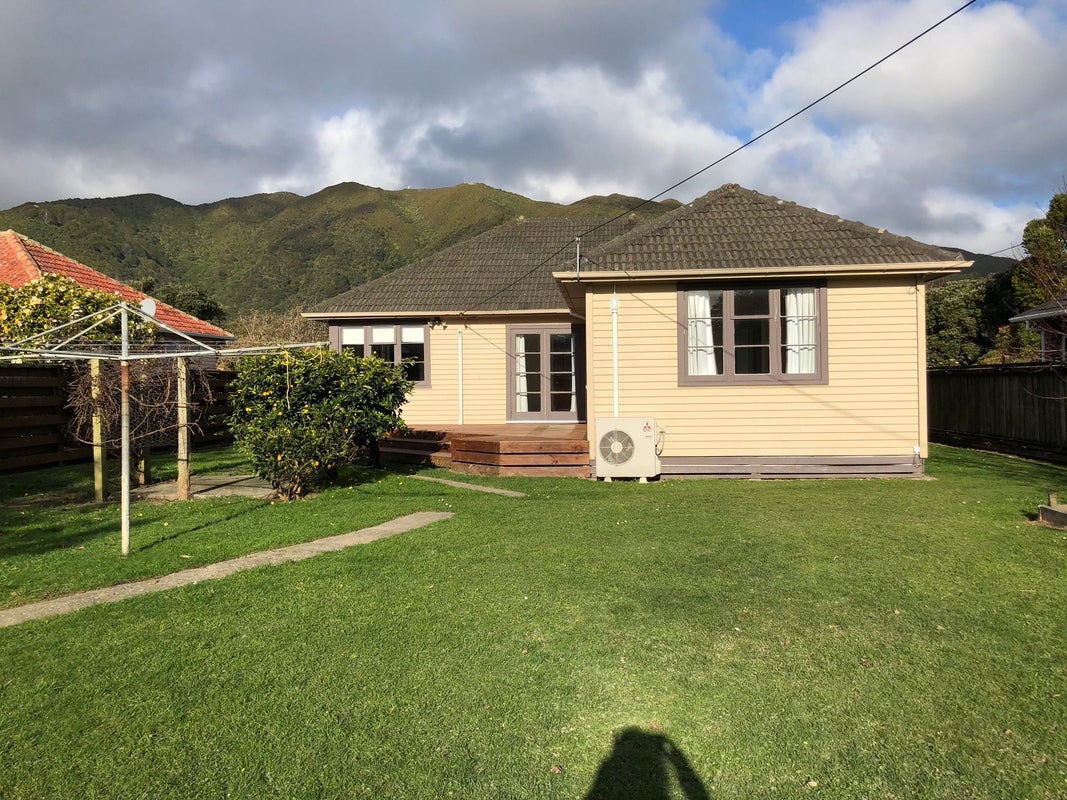 38 Godley Street, Waiwhetu, Lower Hutt - Carousel 1