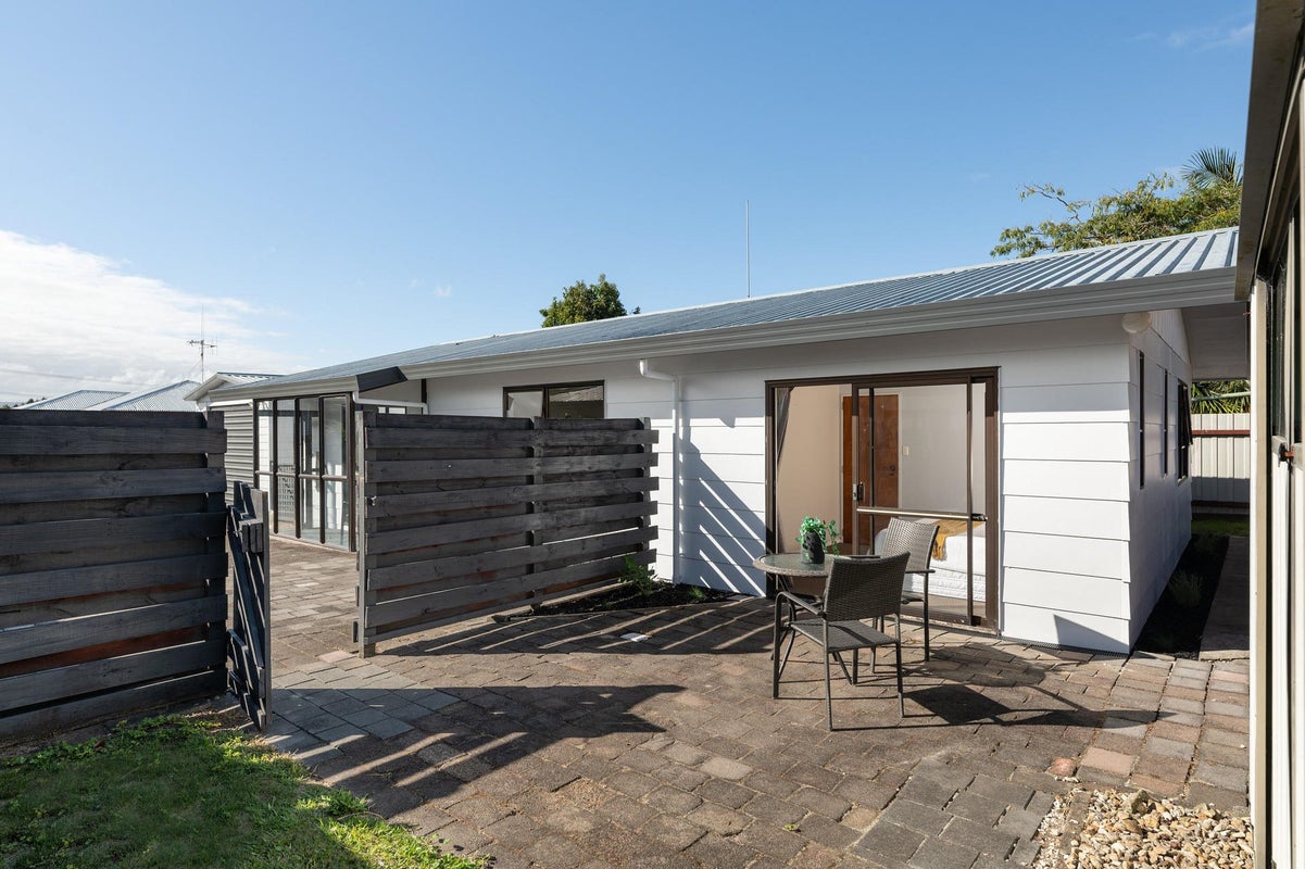 79B Greerton Road, Gate Pa, Tauranga - Carousel 1