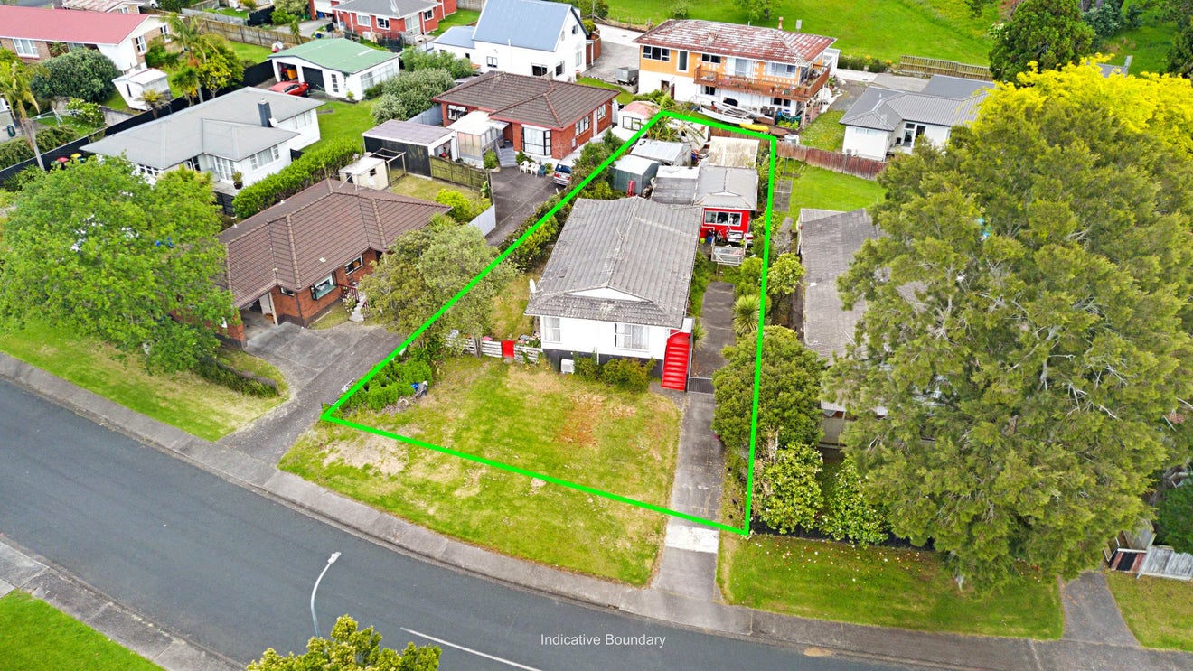 5 Allington Road, Massey, Auckland - Carousel 1