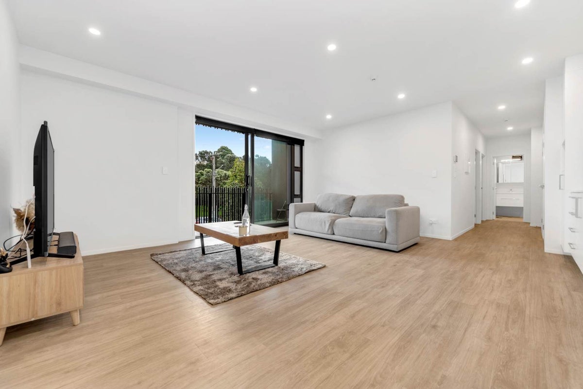 102/7C Hinaki Street, Point England, Auckland - Carousel 2