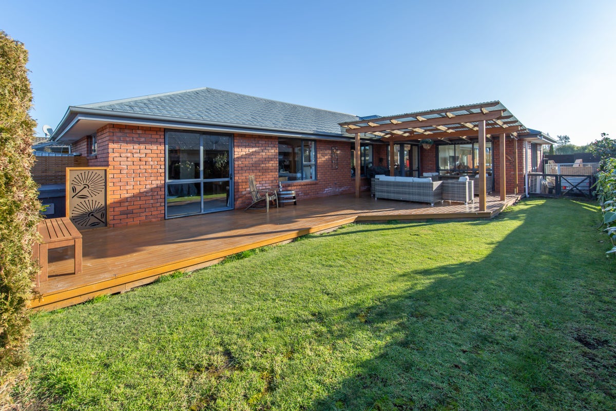 15 Greenmeadow Gardens, Belfast, Christchurch - Carousel 20