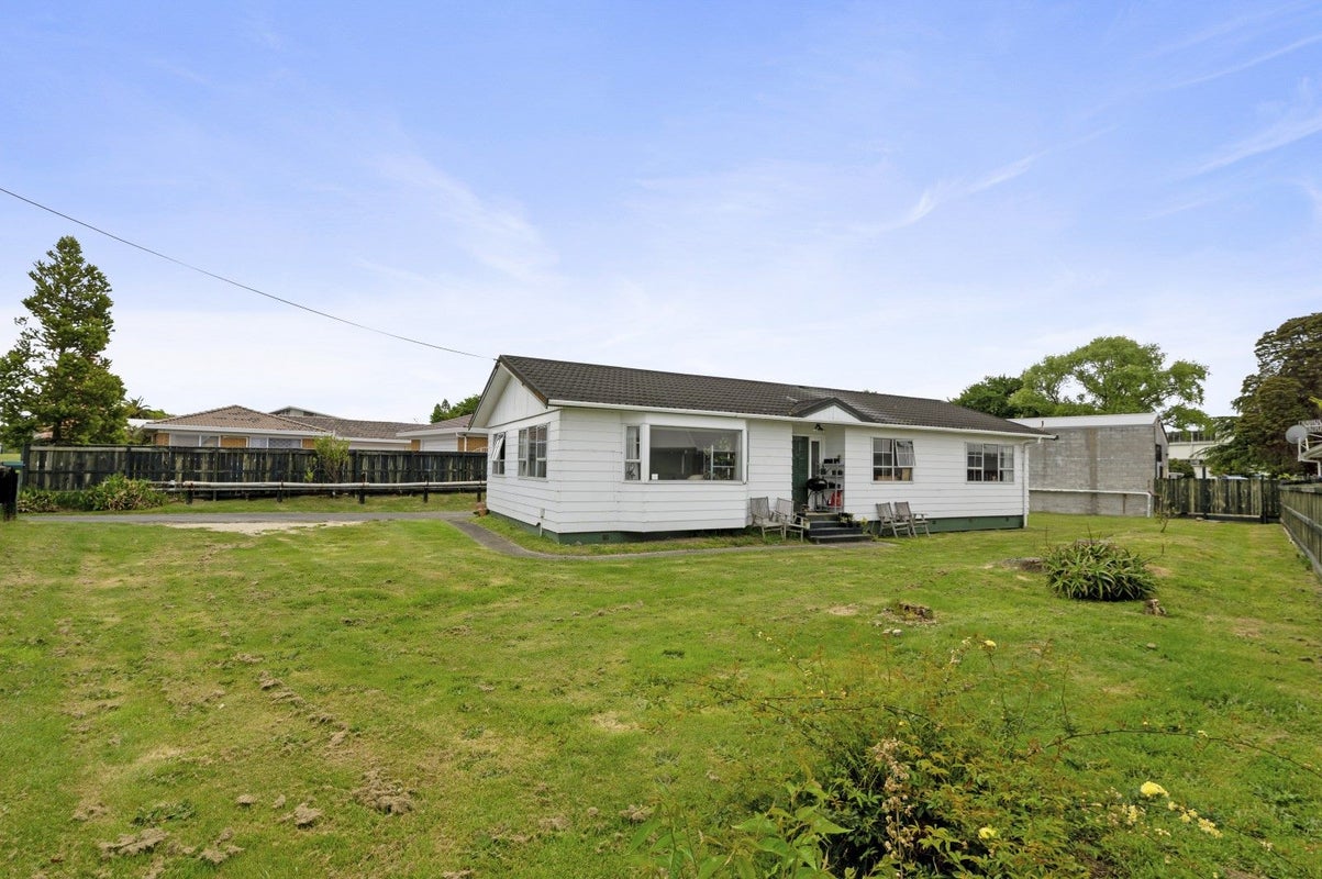 14 Marguerita Street, Fenton Park, Rotorua - Carousel 2