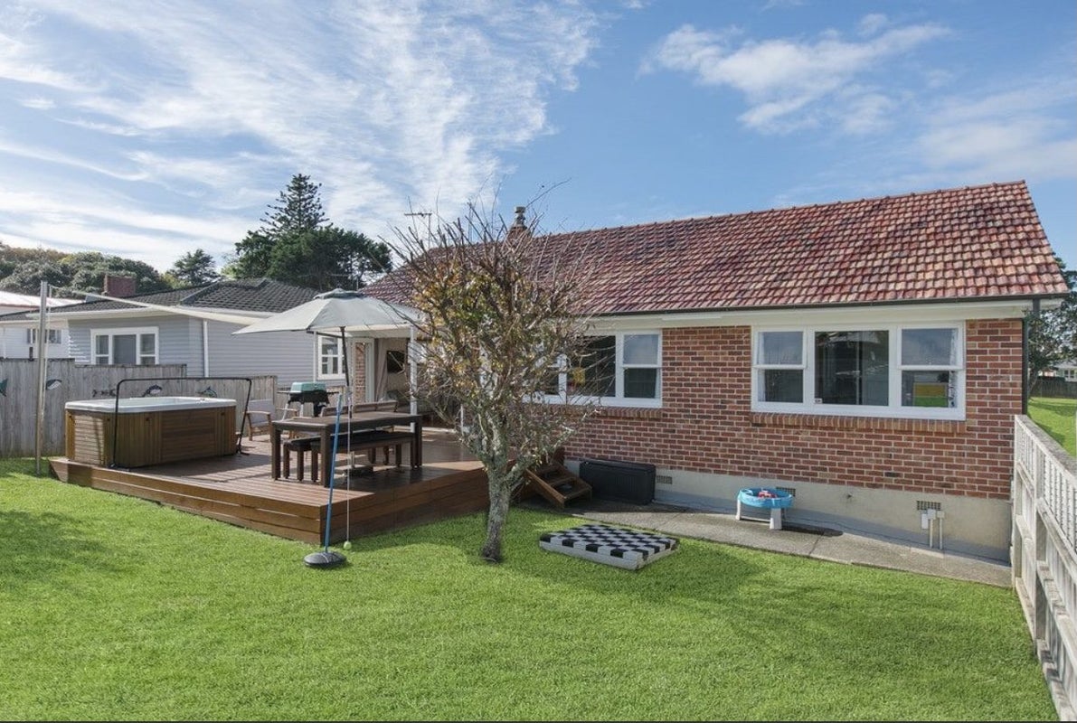 1/30 Howe Street, Howick, Auckland - Carousel 2