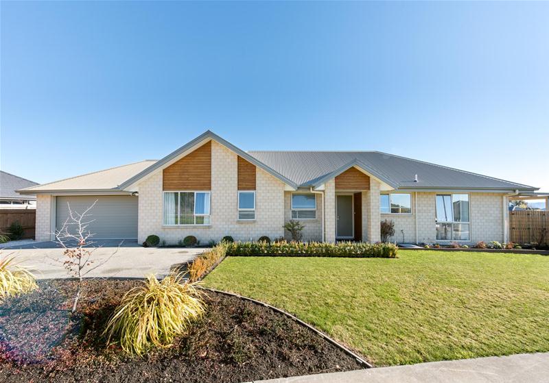 2 Rifle Range Place, Witherlea, Blenheim - Carousel 1