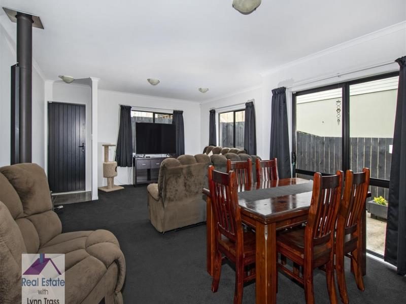 8 Cole Terrace, Kamo, Whangarei - Carousel 2