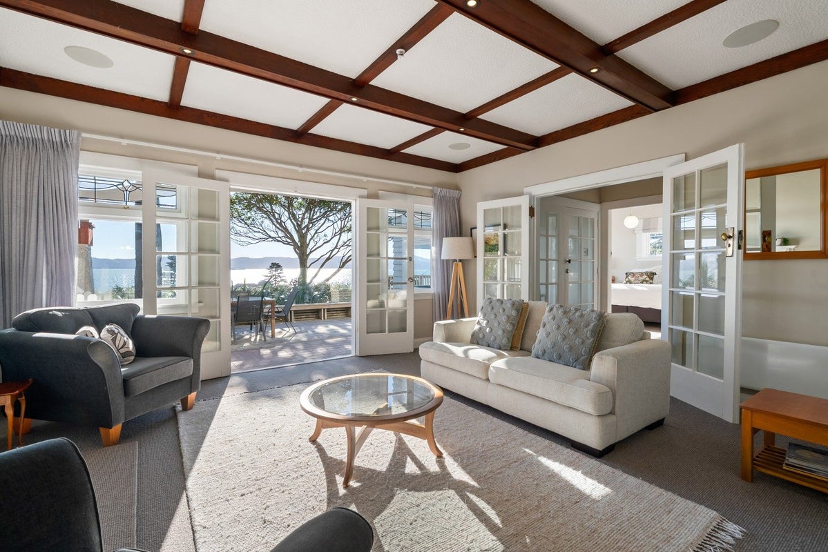 111 Muritai Road, Eastbourne, Lower Hutt - Carousel 2