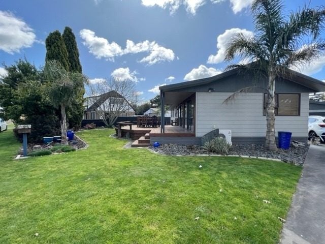 46 Coleridge Street, Leamington, Cambridge - Carousel 1