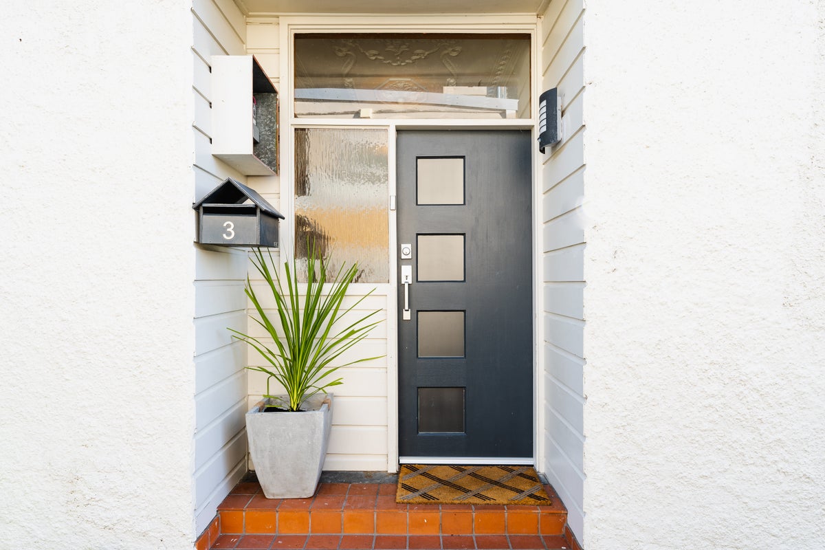 3 Silverton Street, Andersons Bay, Dunedin - Carousel 1