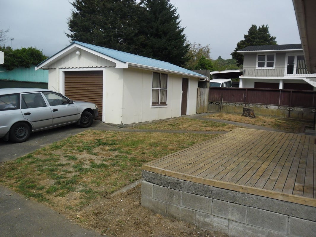 3 Arnot Avenue, Clouston Park, Upper Hutt - Carousel 6