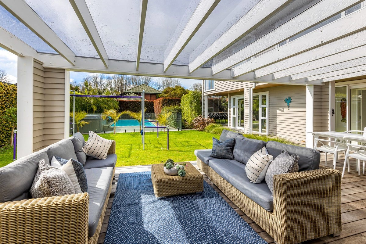 5 Epsom Avenue, Epsom, Auckland - Carousel 2