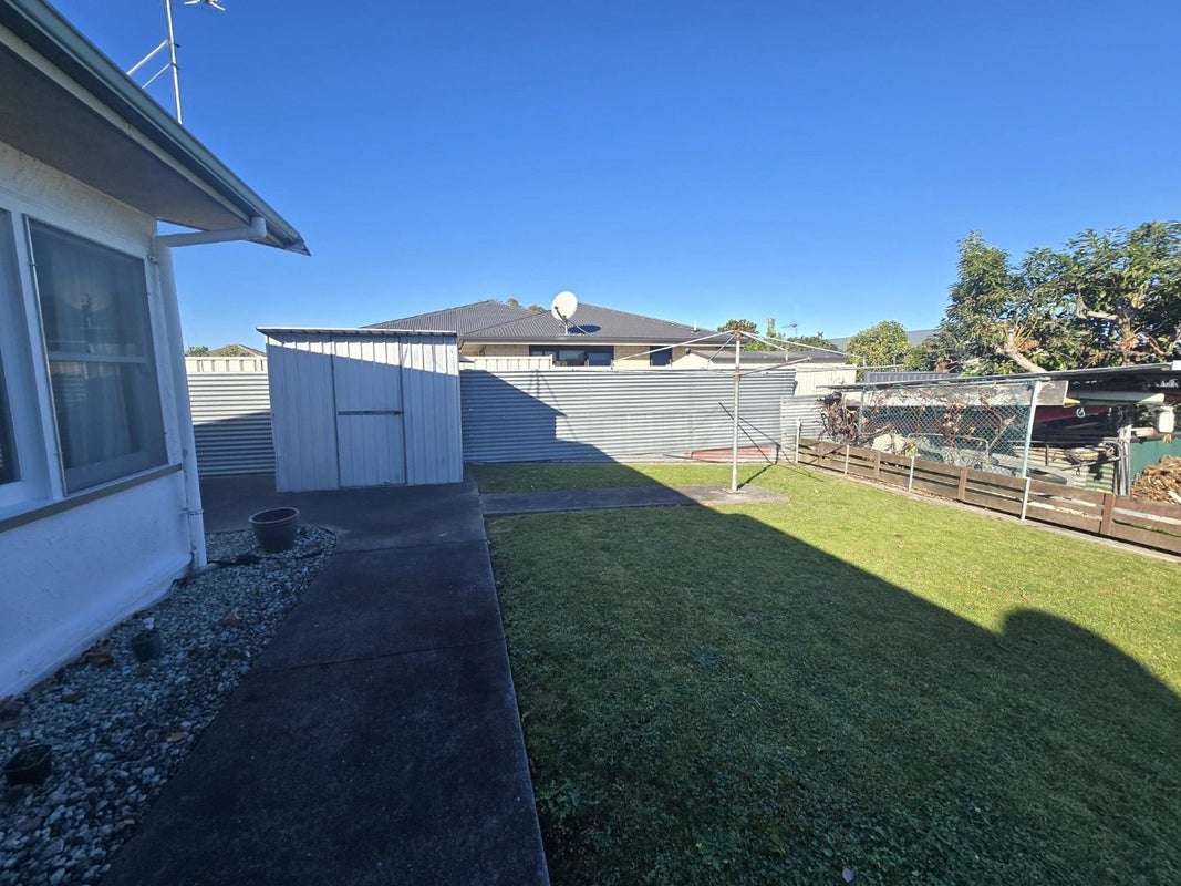 4/682 Aberdeen Road, Te Hapara, Gisborne - Carousel 13