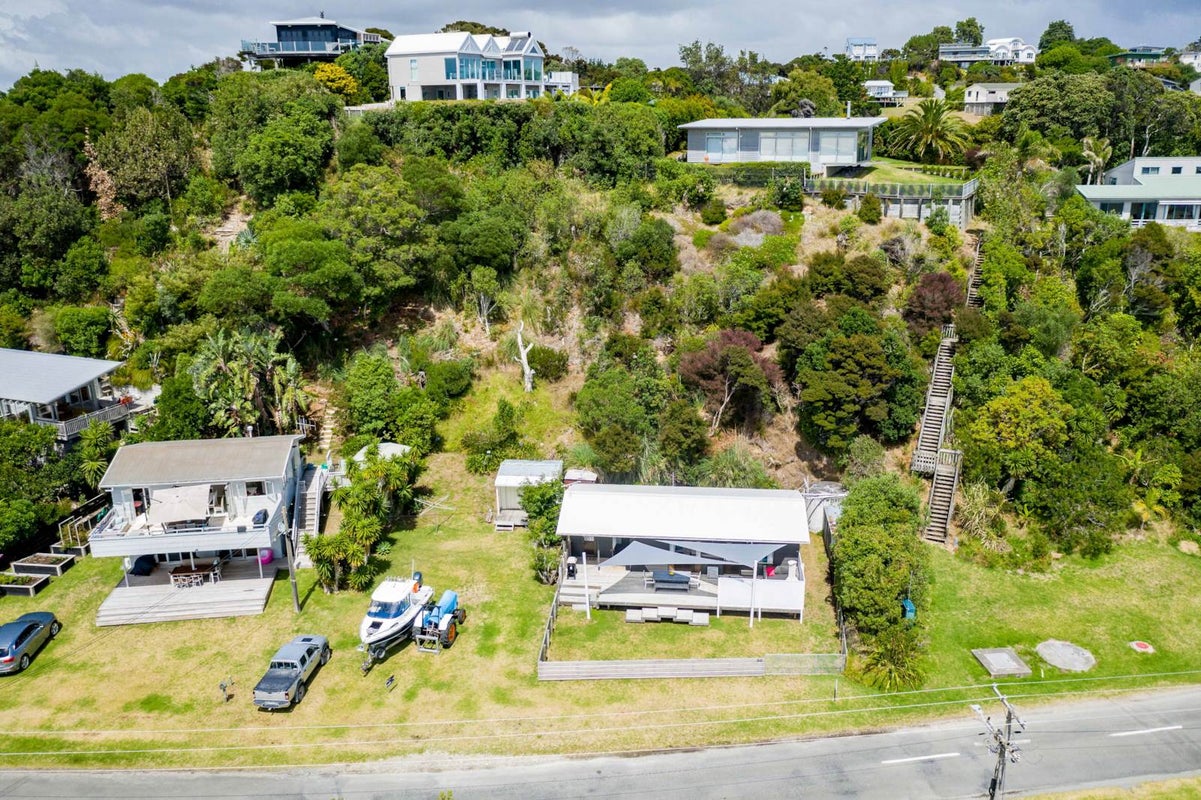 30 Lincoln Street, Mangawhai Heads, Mangawhai - Carousel 2