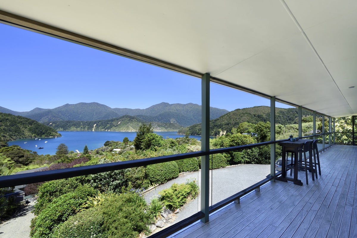 16 Worlds End Road, Rai Valley - Carousel 1