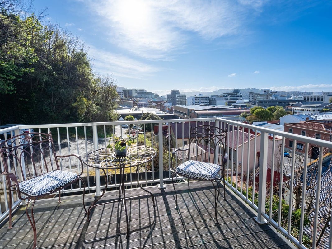 66J MacLaggan Street, City Centre, Dunedin, Otago - Carousel 1