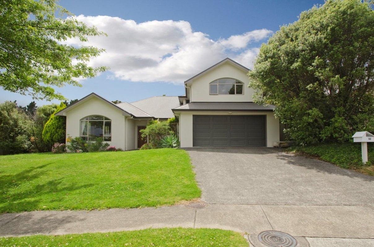 52 Honeysuckle Lane, Ohauiti, Tauranga - Carousel 1
