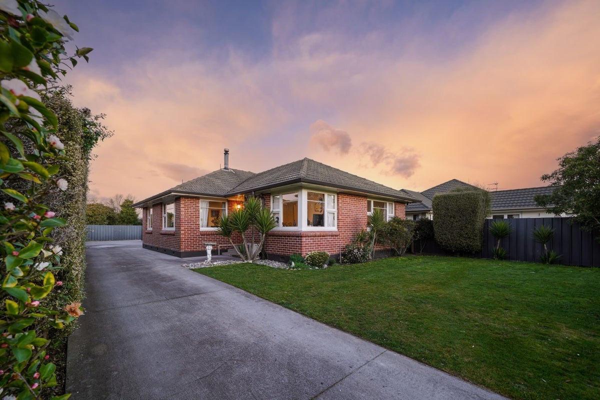 4 Leander Street, Northcote, Christchurch - Carousel 14