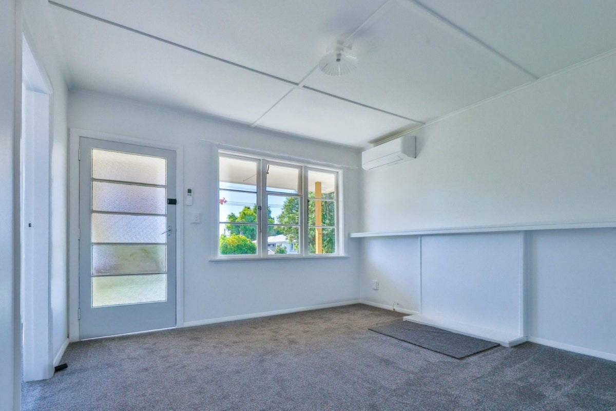 122 Kuripuni Street, Kuripuni, Masterton - Carousel 2