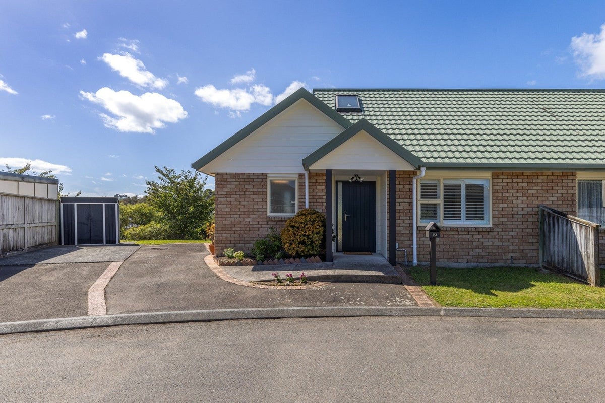 45A Apple Terrace, Ranui, Porirua - Carousel 1