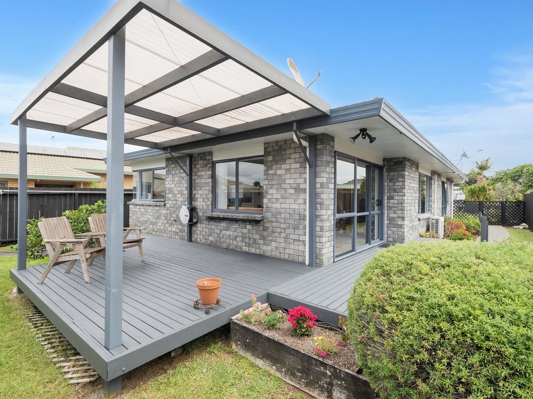 25 Elm Place, Tikipunga, Whangarei - Carousel 1