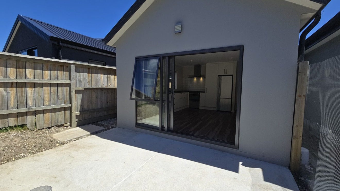 47 Howden Drive, Jacks Point, Queenstown - Carousel 2