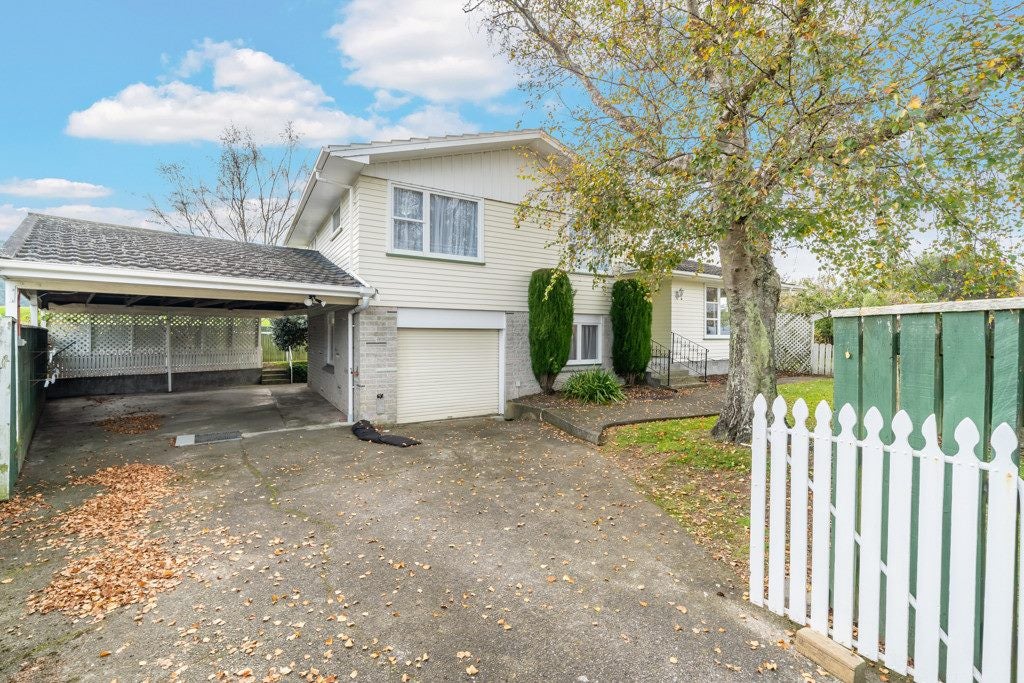 101 Clouston Park Road, Clouston Park, Upper Hutt - Carousel 1