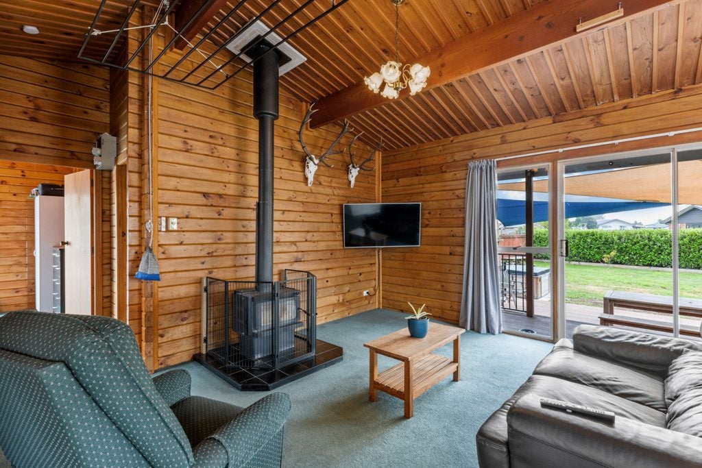2570 Bealey Road, Darfield - Carousel 2