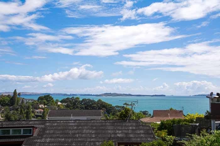 26 Paisley Street, Mellons Bay, Auckland - Carousel 2