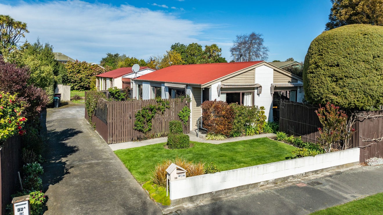 1/32 Oldwood Street, Bishopdale, Christchurch - Carousel 1