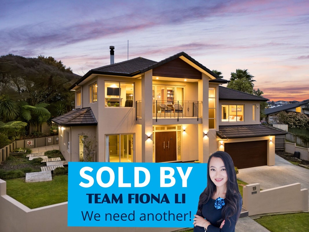 19 Waltham Street, Henderson, Auckland - Carousel 1