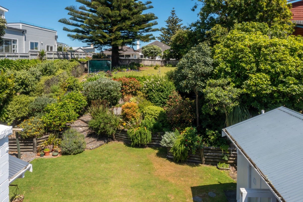 131 Rosetta Road, Raumati South, Paraparaumu - Carousel 43