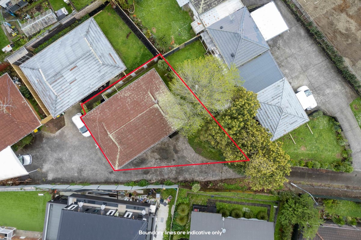 1/42 Trentham Road, Papakura, Auckland - Carousel 1