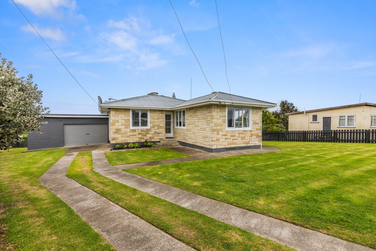 54 Spencer Avenue, Maketu, Te Puke - Carousel 1