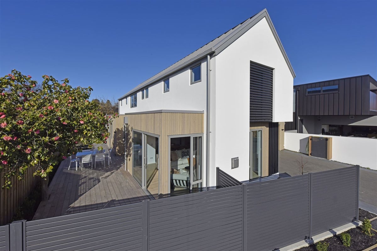 44C Glandovey Road, Fendalton, Christchurch - Carousel 20