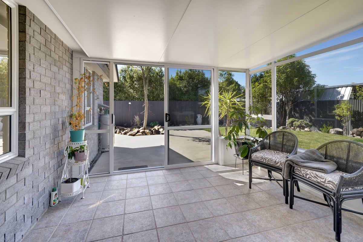 1/4 Traynor Lane, Avonside, Christchurch - Carousel 2