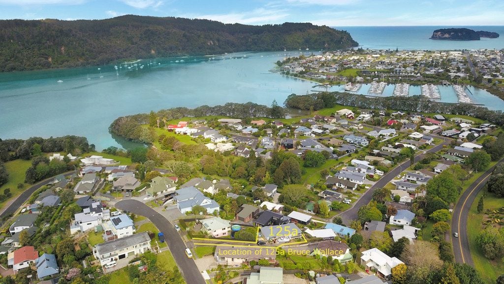 125A Wallace Road, Mangere Bridge, Auckland - Carousel 2