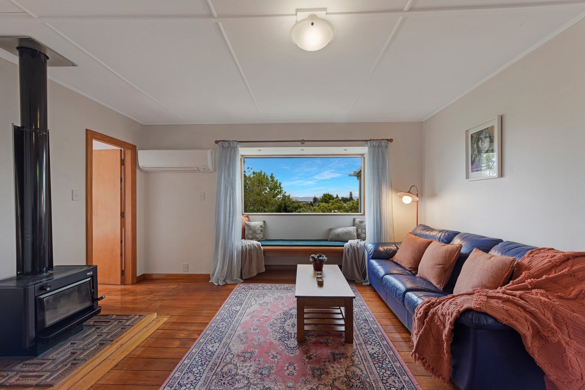 256 The Ridgeway, Stoke, Nelson - Carousel 2